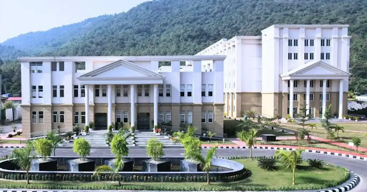 The New-Age Curriculum of the Best Boarding School in India slider2